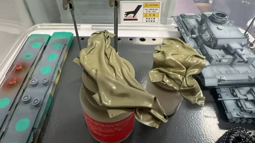 模型作品欣赏：边境BT040 豹2A7V(图7)